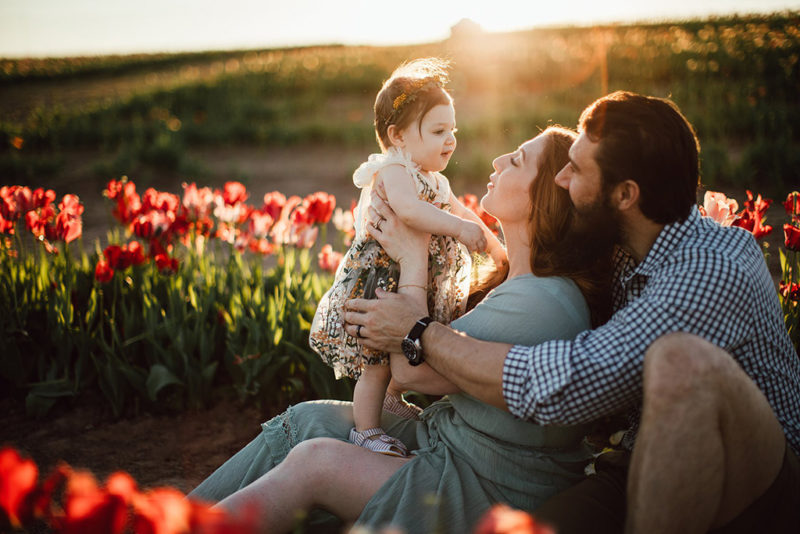 beautiful family photos in the tulips in Washington DC
