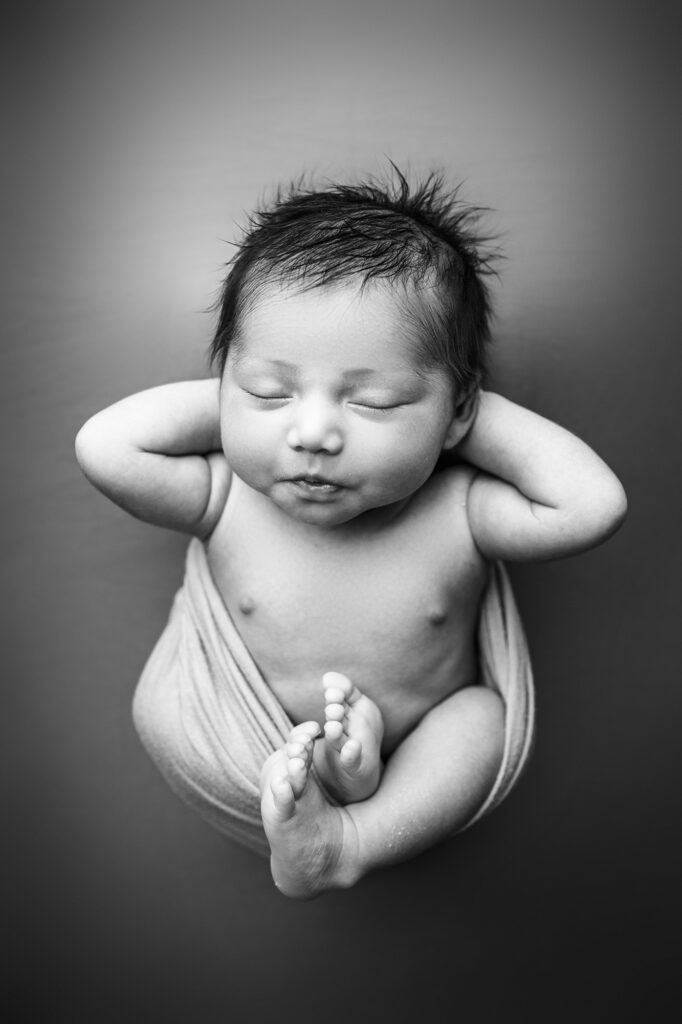black and white Virginia newborn photography