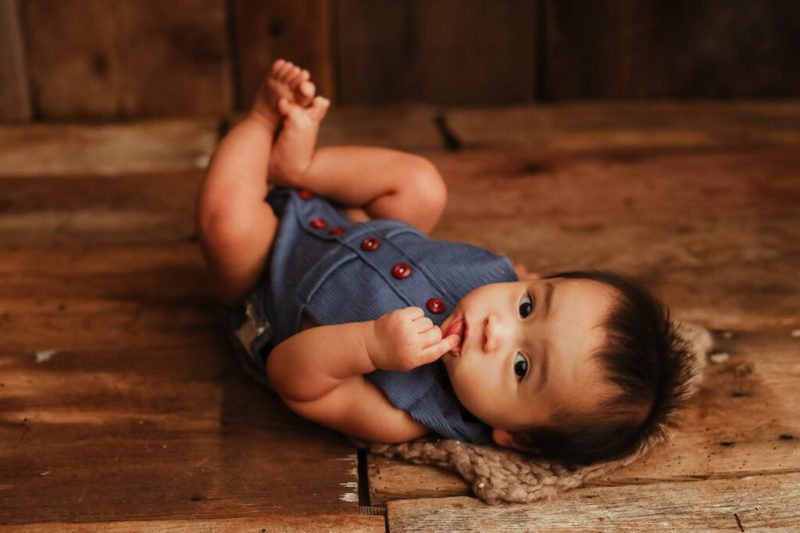 baby on wood backdrop, Washington DC