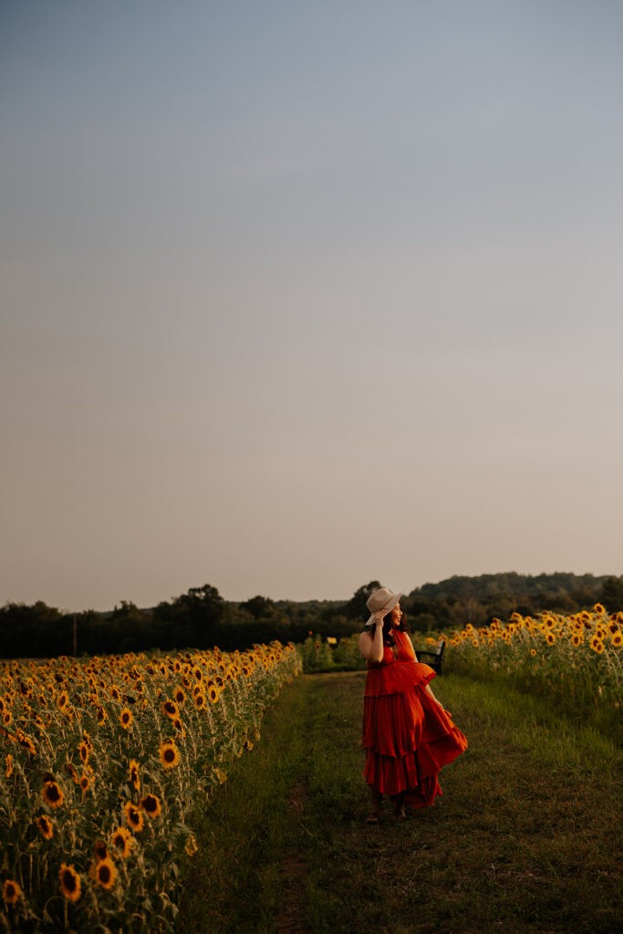 sunflower maternity photo shoot Virginia