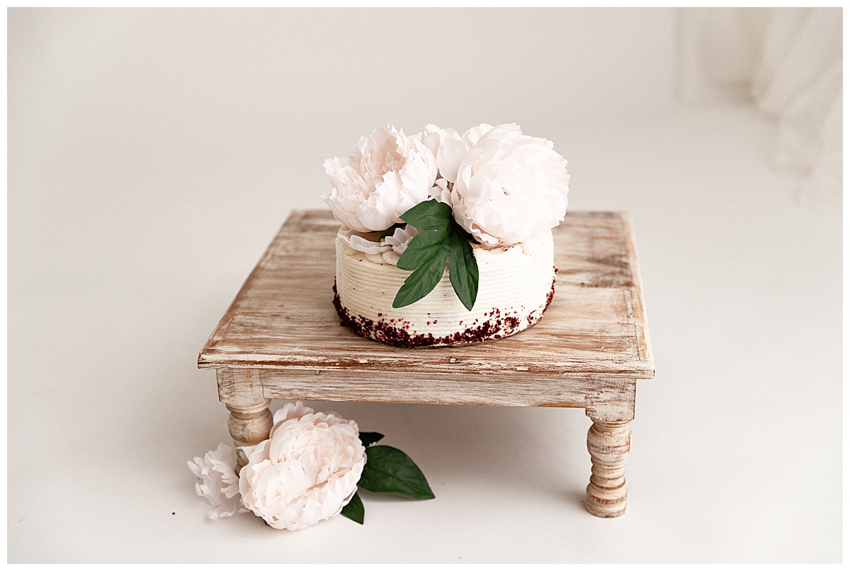 White cake by Norma Fayak Photography