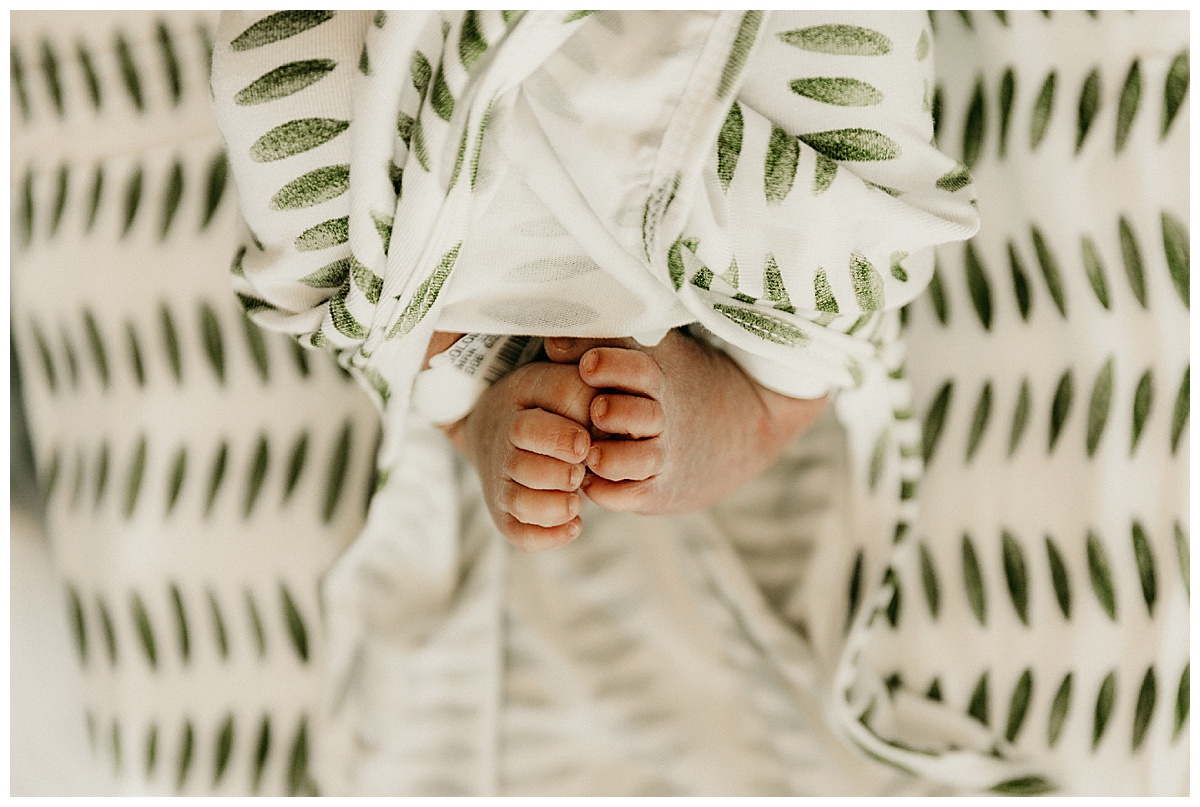 Baby toes for Washington DC Newborn Photographer