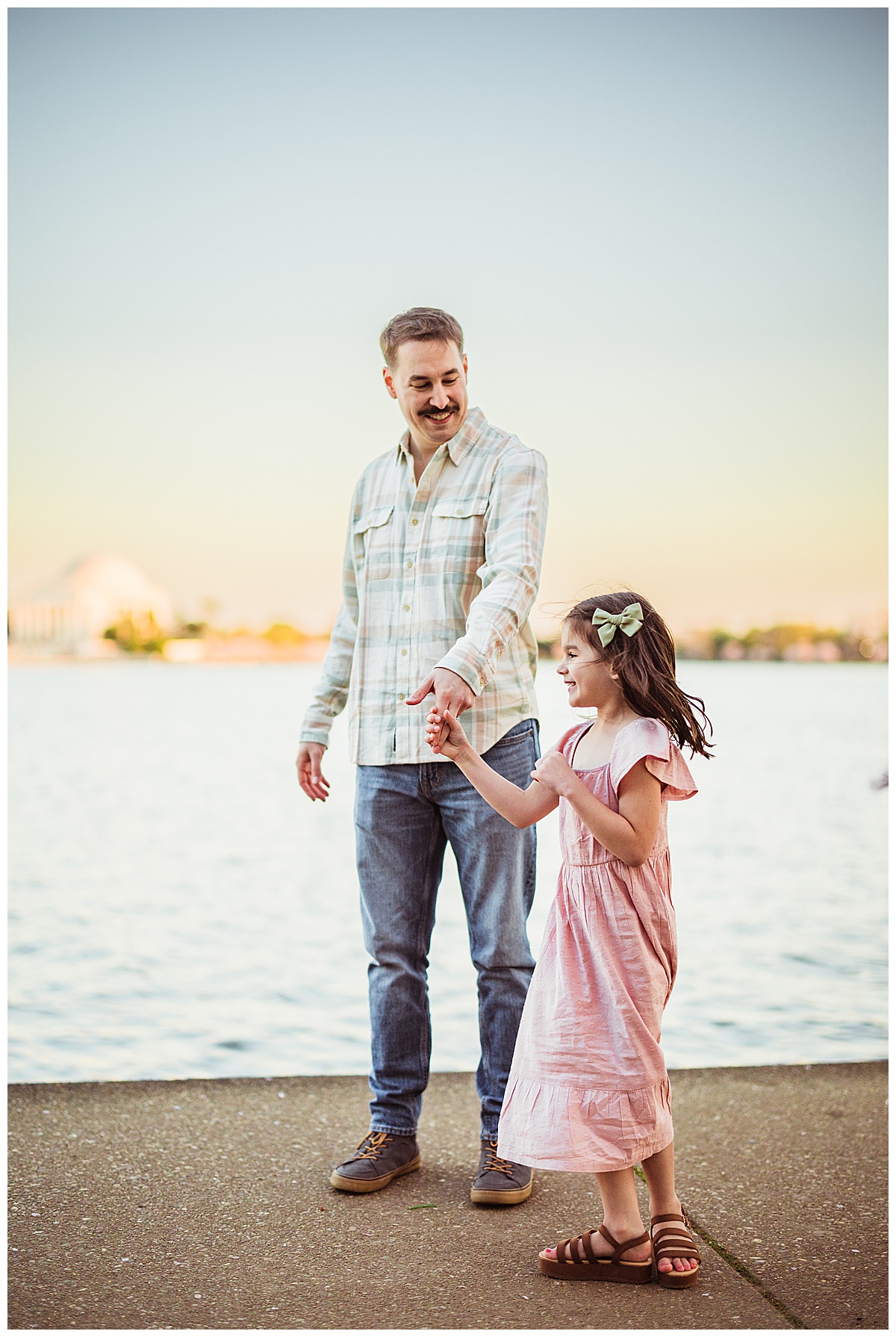 Dad plays with daughter for Norma Fayak Photography