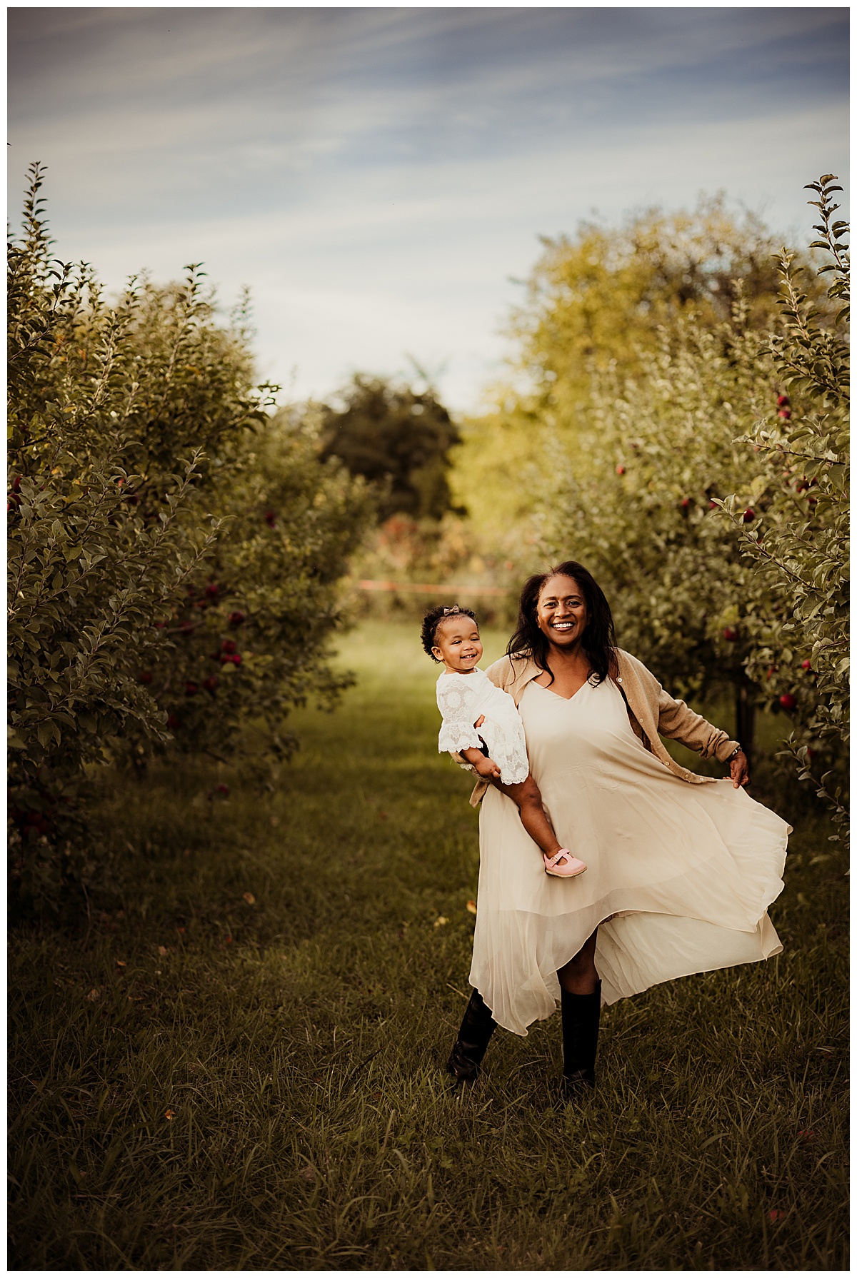 Mom and daughter dance together for Virginia Family Photographer 